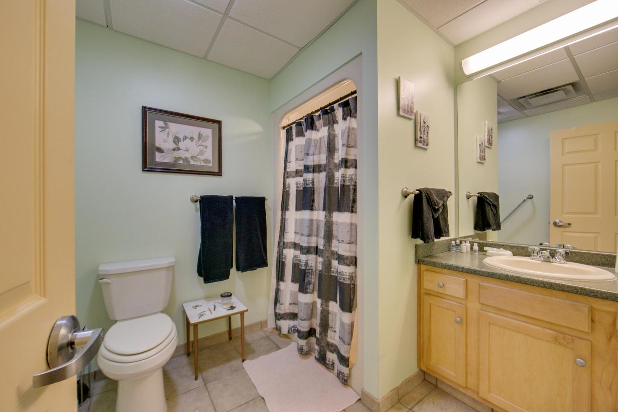 Vacation With Shared Amenities Apartment